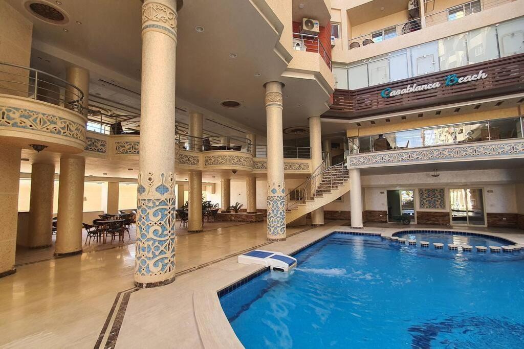 Casablanca Beach Direct Sea View Tow Bedroom Apartment Хургада Екстериор снимка