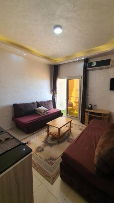 Casablanca Beach Direct Sea View Tow Bedroom Apartment Хургада Екстериор снимка