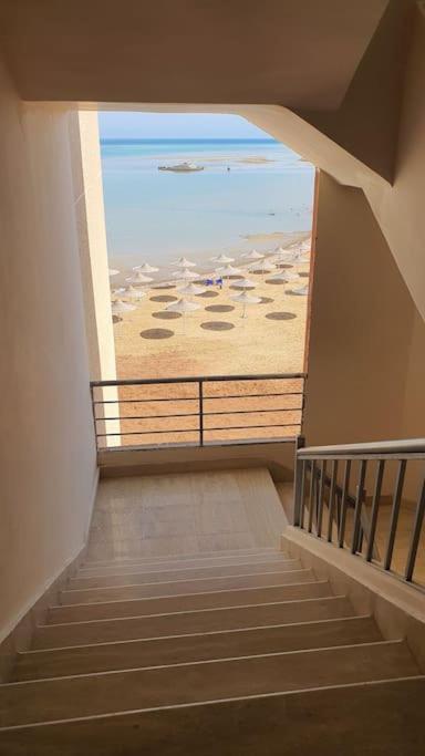 Casablanca Beach Direct Sea View Tow Bedroom Apartment Хургада Екстериор снимка